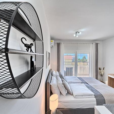 Modern Apartments With Sea View 150 Meters To Beach Kaštela Eksteriør bilde