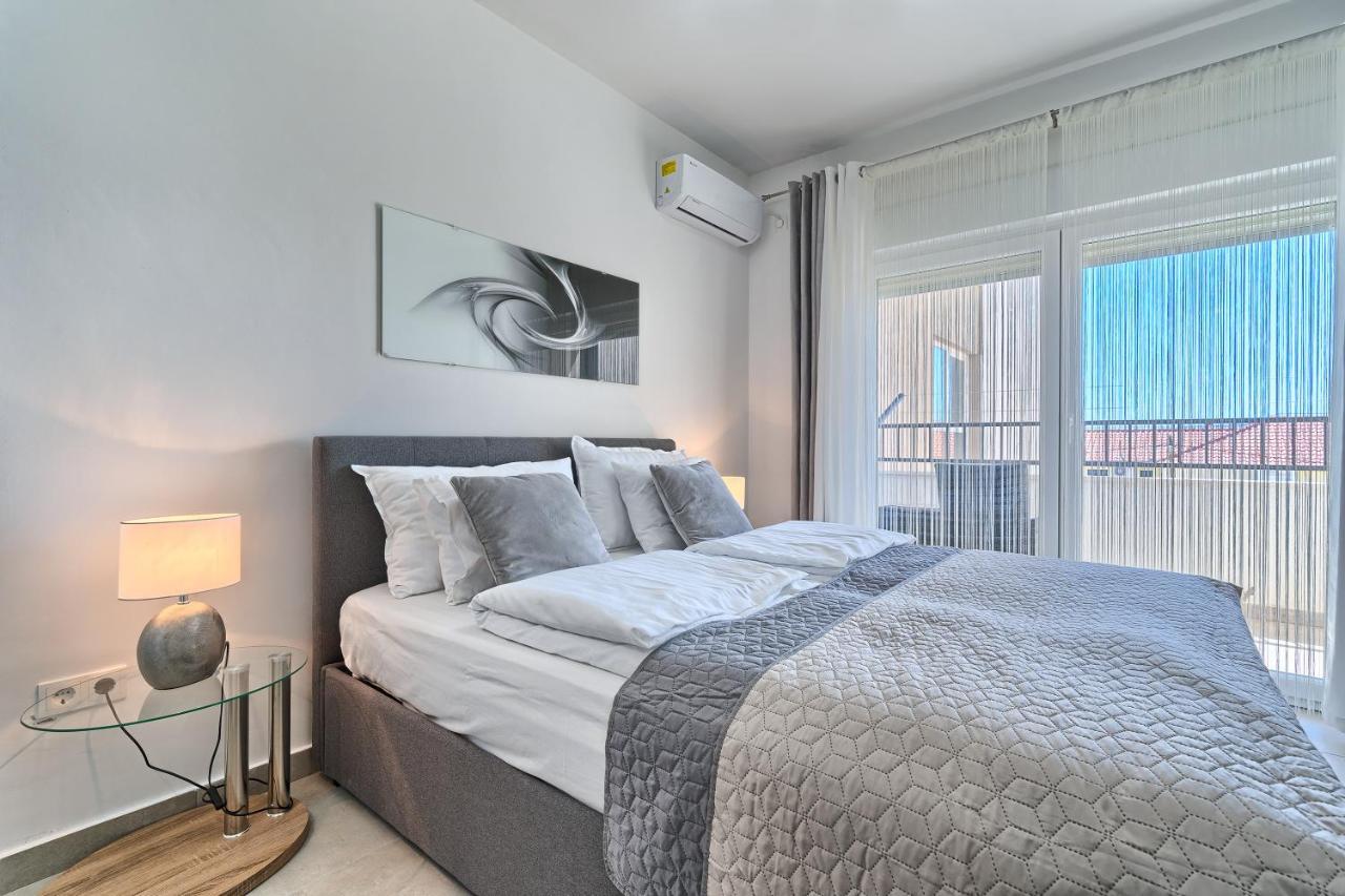 Modern Apartments With Sea View 150 Meters To Beach Kaštela Eksteriør bilde